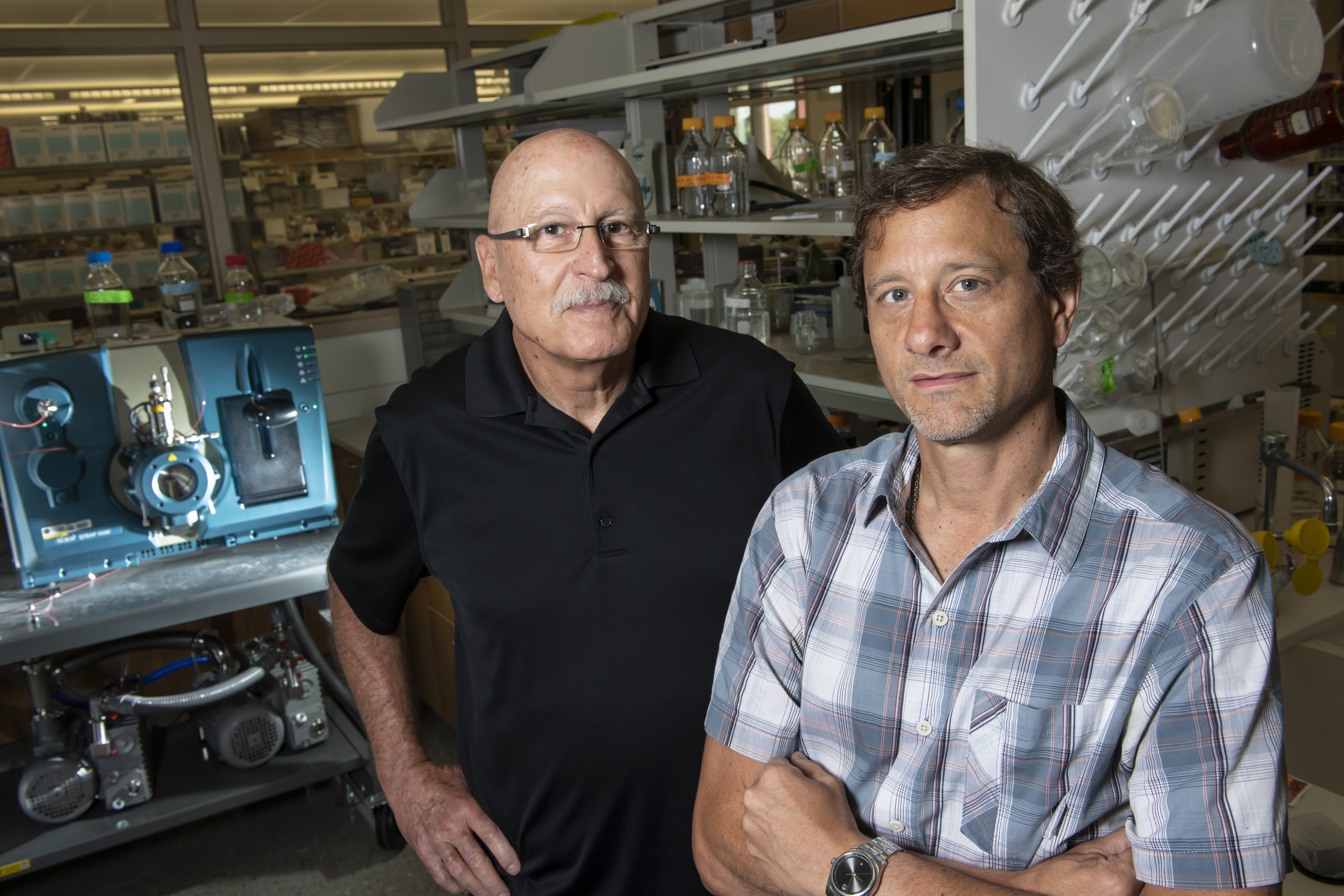 Bruce Freeman (left), Irwin Fridovich Distinguished Chair of the Department of Pharmacology and Chemical Biology, with Francisco J. Schopfer, (right), Associate Professor & Vice Chair for Biotechnology Development